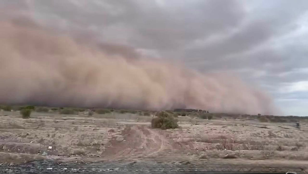 TORMENTA DE ARENA Y FUERTE LLUVIA SORPRENDEN A HERMOSILLO; AUTORIDADES LLAMAN A EXTREMAR PRECAUCIONES