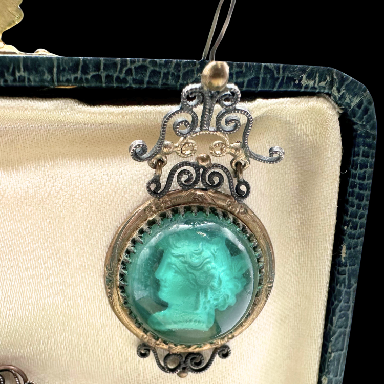 Thumbnail: VICTORIAN – RARE Antique Reverse-carved INTAGLIO Filigree - DEMI-PARURE
