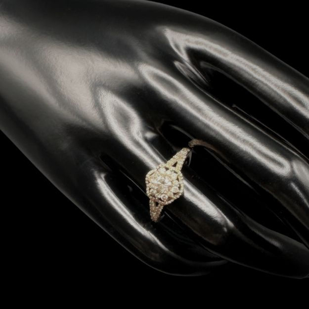 Thumbnail: VINTAGE – 9K Gold Brilliant-Cut DIAMOND Cluster Ring
