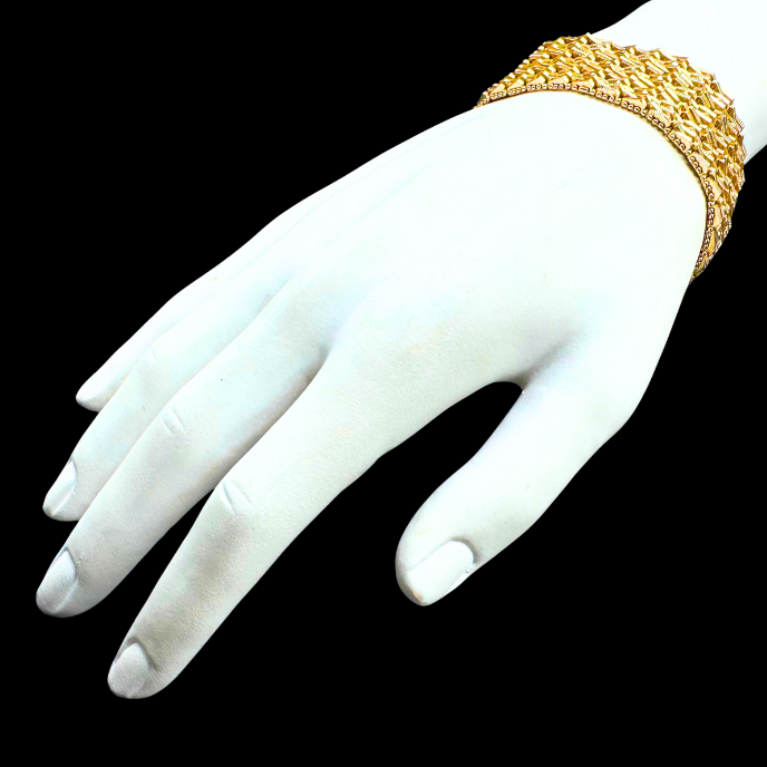 Thumbnail: MID-CENTURY – French Vintage Heavy 18k Gold-Plated Articulated Bracelet