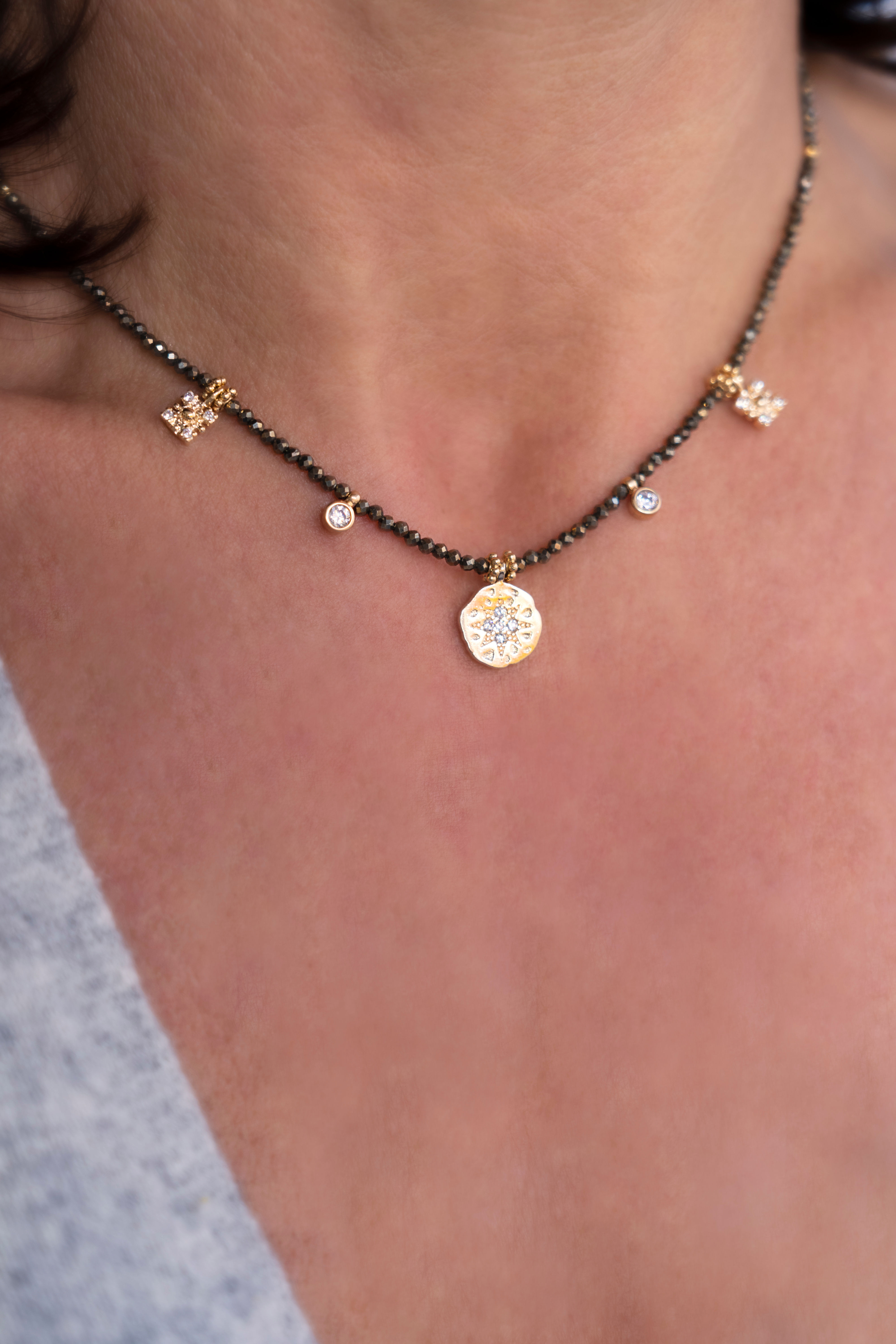 Collier Kashina