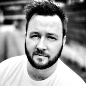Simon Riordan - Actor (Beard) 25-01-01-01.jpeg