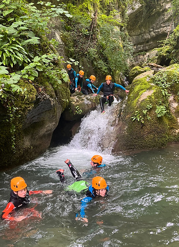 evg-canyoning-vercors.webp