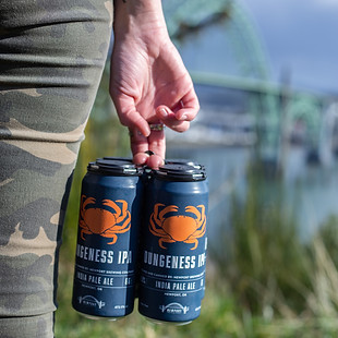 newport-brewing-co-dungenuss-ipa-3.jpg
