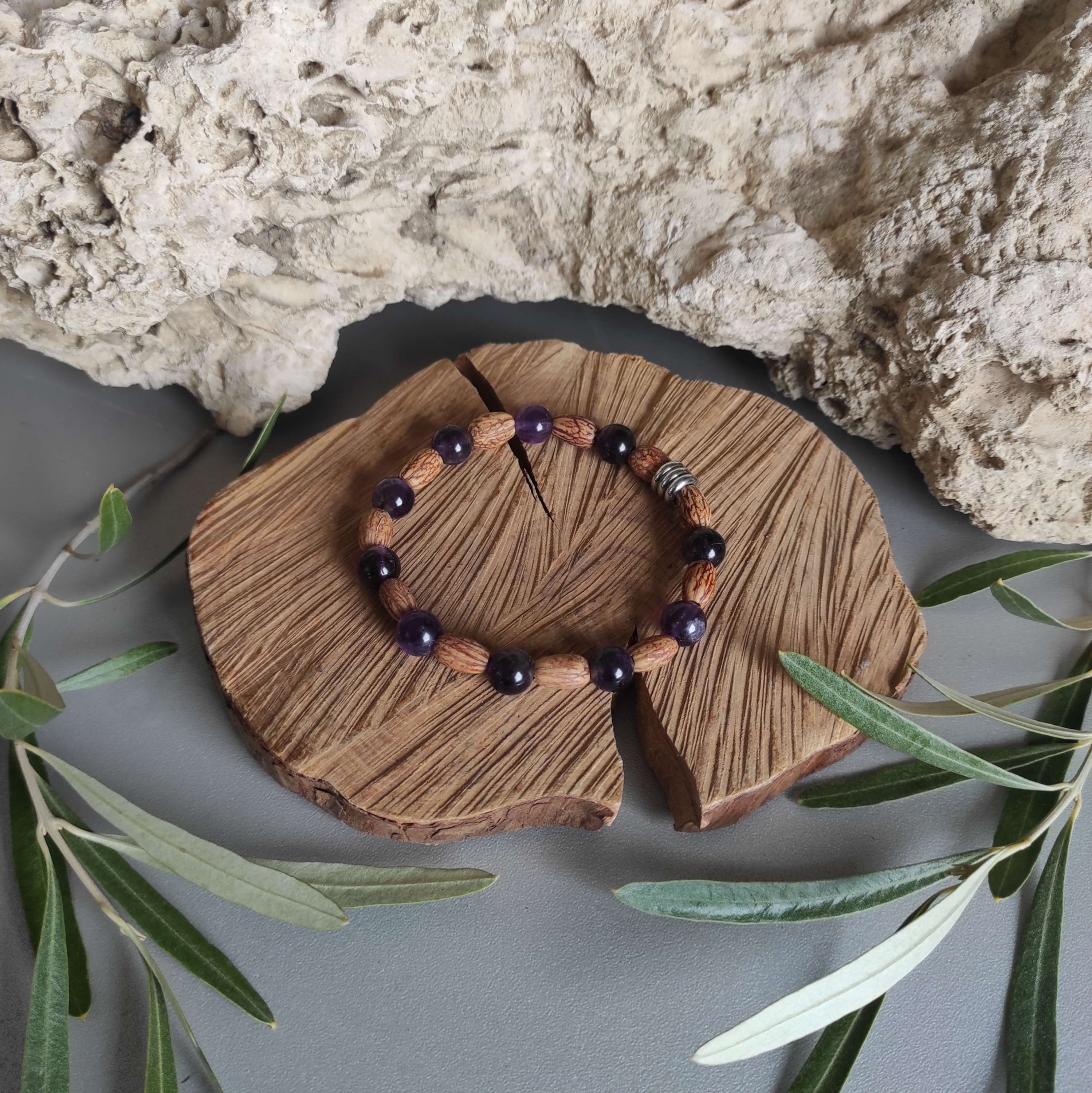 Bracelet en Noyaux d'Olives et Pierres Naturelles