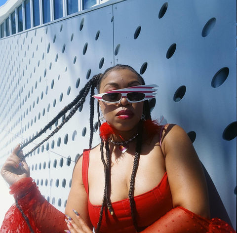Suzi Analogue Wax Poetics