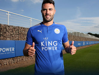 I’m very happy to be here with Leicester City and I’m looking forward to experiencing the Premier Le