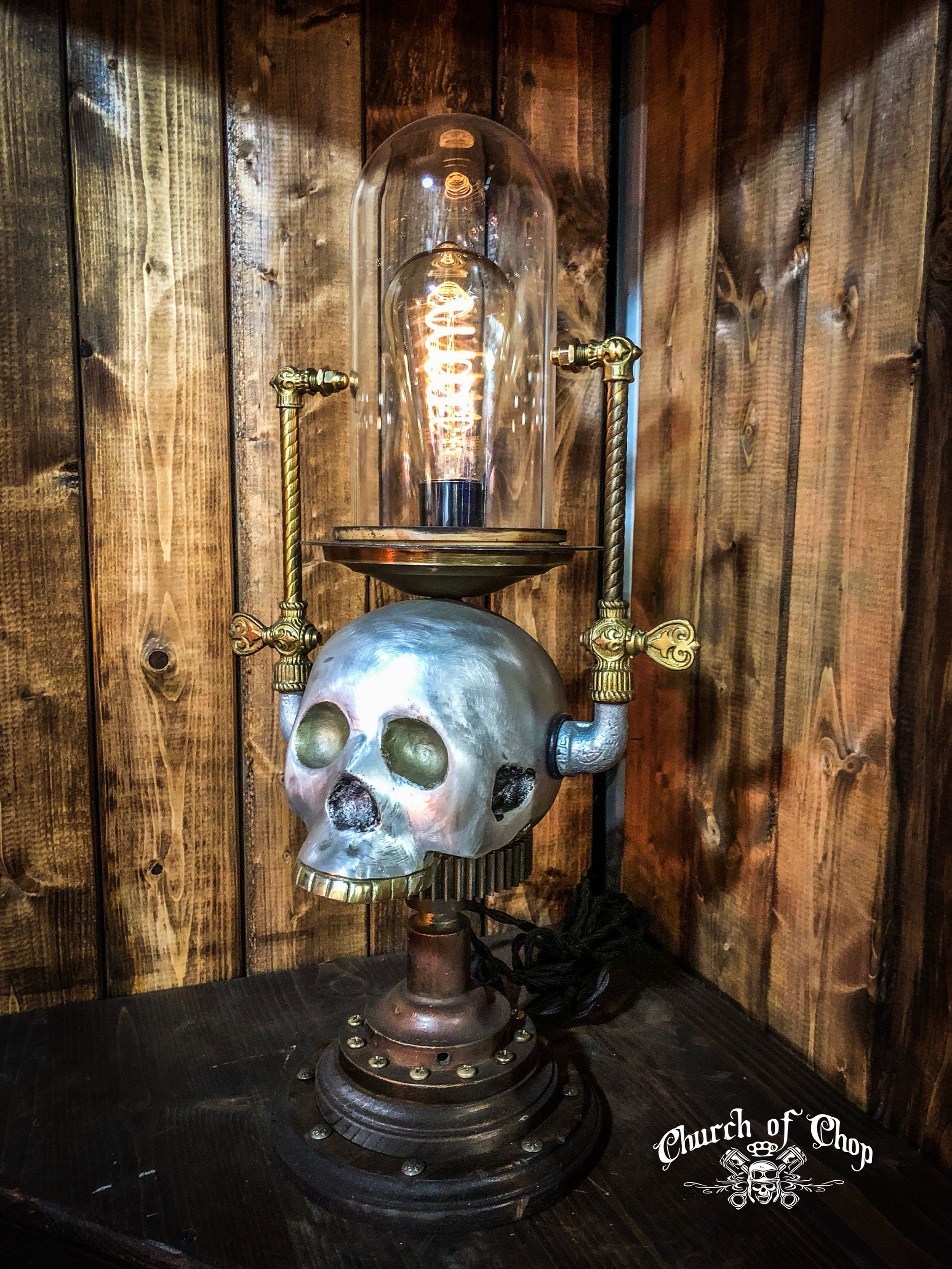 Steampunk Skull Lamp