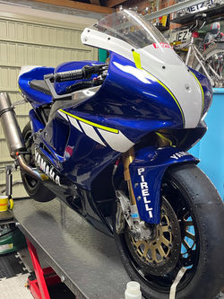 Yamaha R71