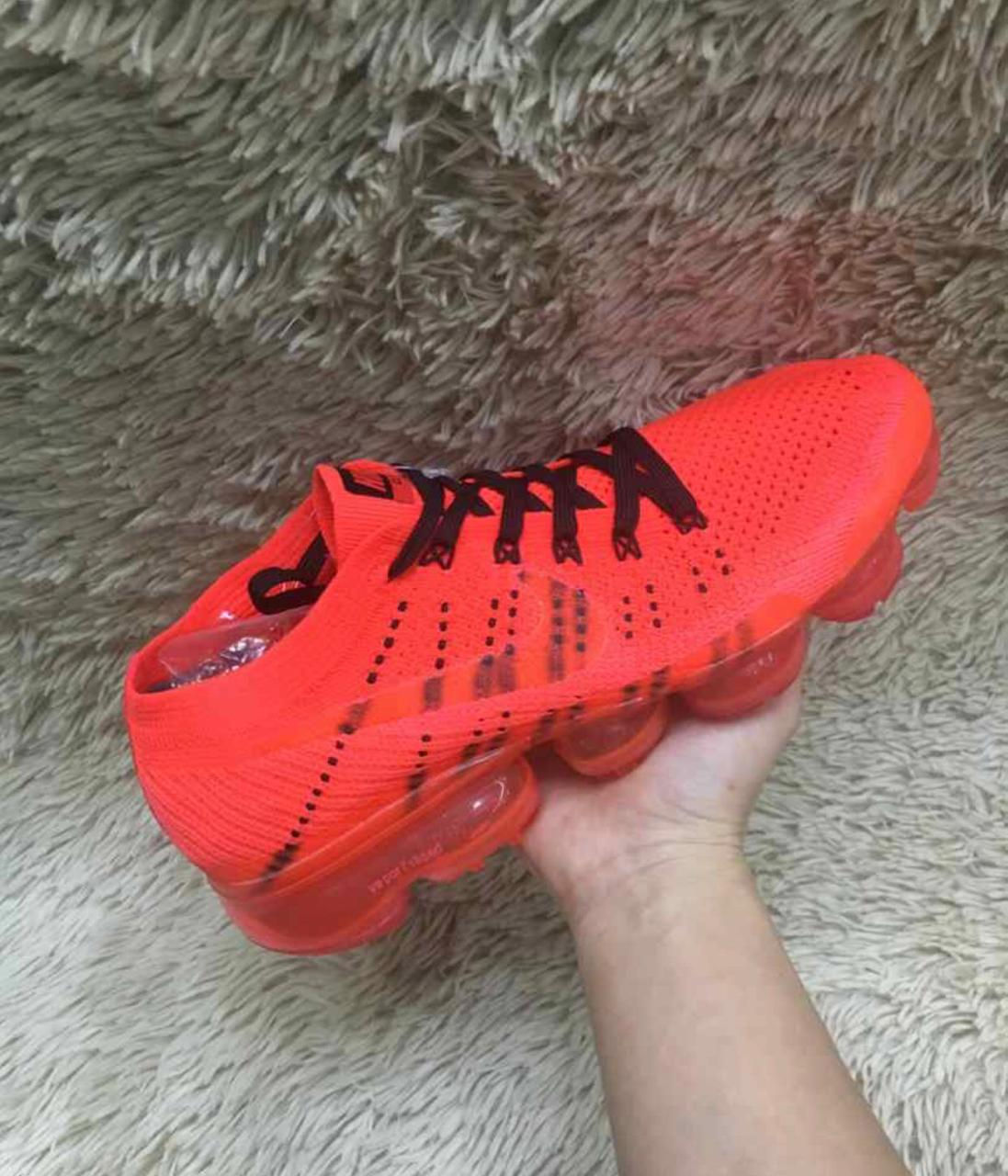 TÊNIS NIKE VAPORMAX 1.0 VERMELHO