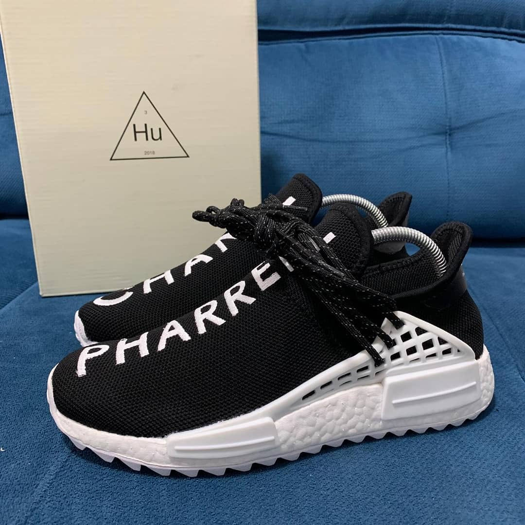 TÊNIS ADIDAS NMD PHARRELL WILLIAMS HUMAN RACE PRETO E BRANCO