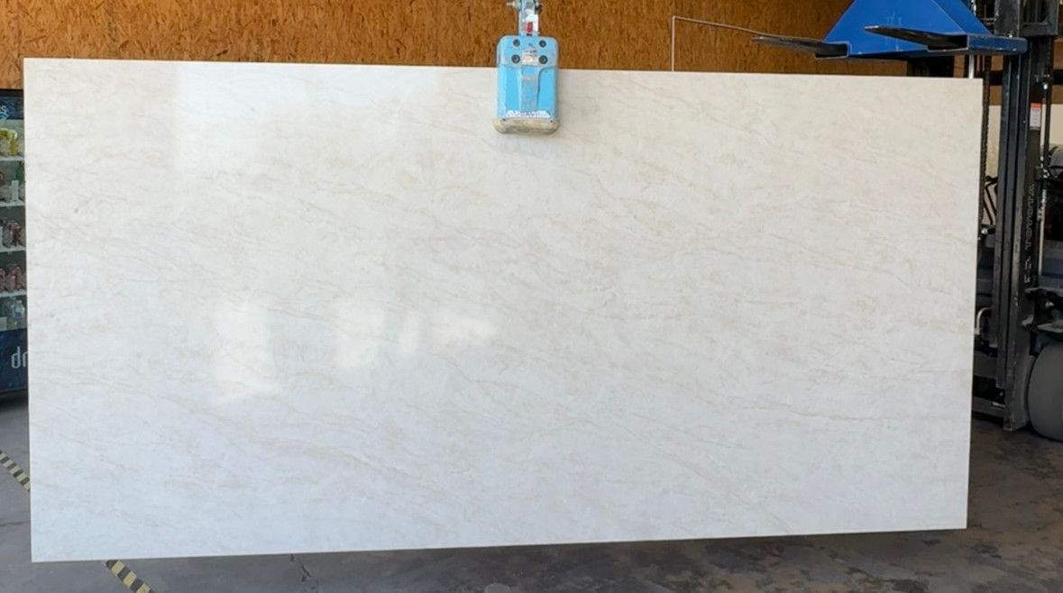Slab image of quartz in the indoor warehouse at Verona Quartz Surfaces in Los Angeles