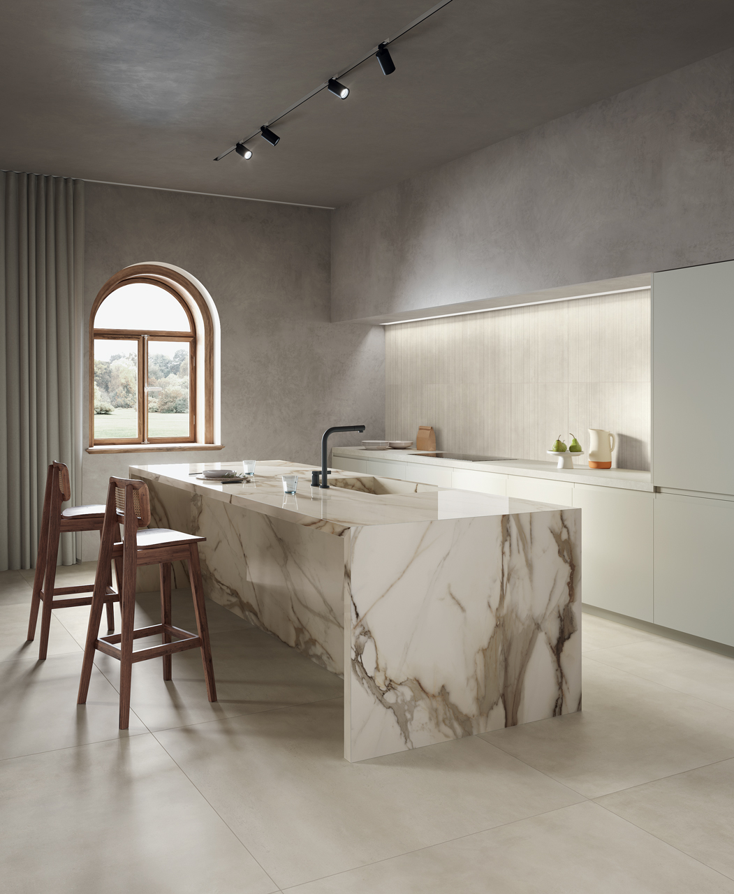 Calacatta Royal Porcelain Slab Photo 2