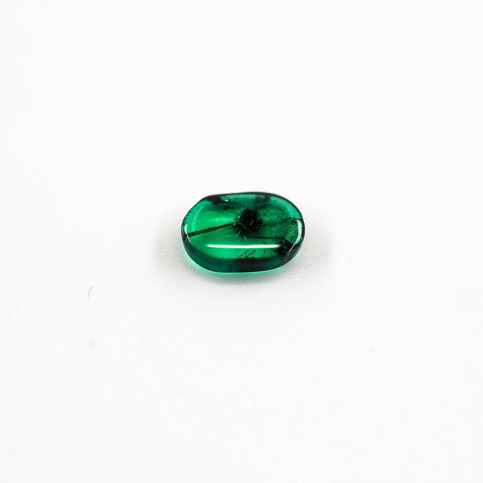 サムネイル： TRAPICHE EMERALD - COLOMBIAN 0.69cts (OSCE0010)