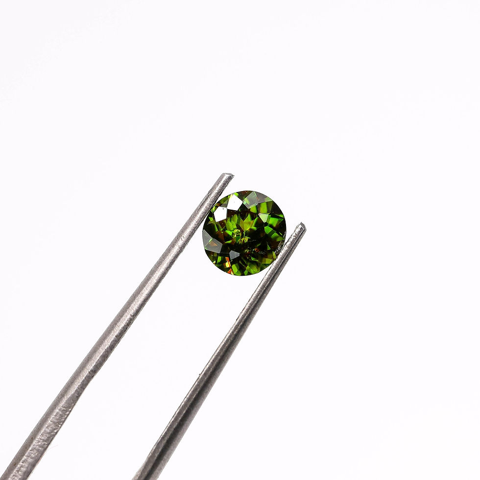 サムネイル： CHROME SPHENE 0.77cts (OSSPH0009)