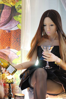 Lilica, Yurica & Joanna 4WOODS