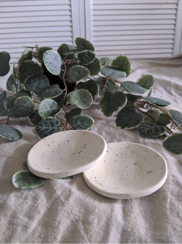 Thumbnail: Small Speckled Clay Dish