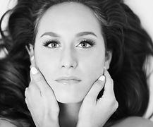 B&W Headshot ViJordan.jpg
