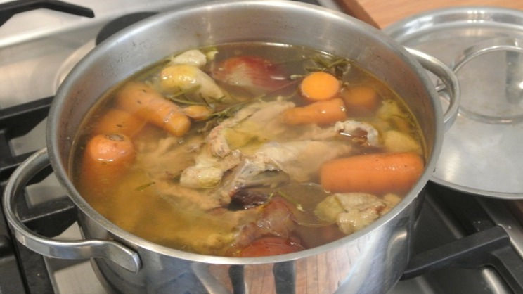 DEB'S BOWEL SOOTHING BONE BOUILLON: