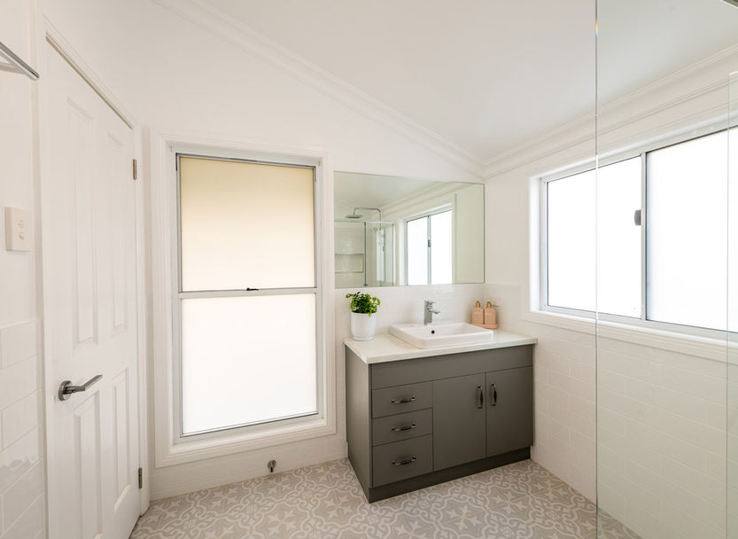 Lyolia Renovations