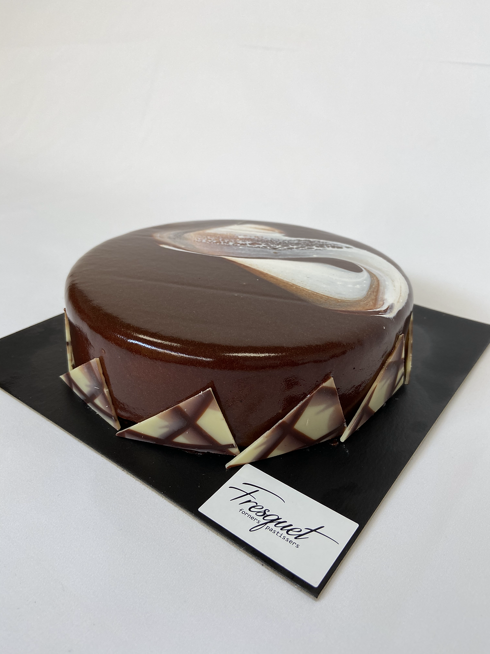 Miniatura: Mousse de xocolata, avellana i mango