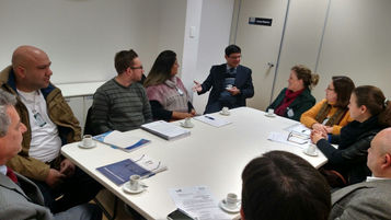 REUNIÃO NO TRIBUNAL DE JUSTIÇA/SC COM REPRESENTANTES DA PSICOLOGIA E SERVIÇO SOCIAL