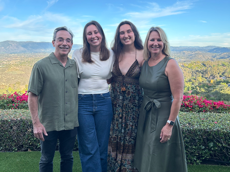 Y3S1 Week 16: Canine Aggression, Thanksgiving, and a Christmas Tree with Character!