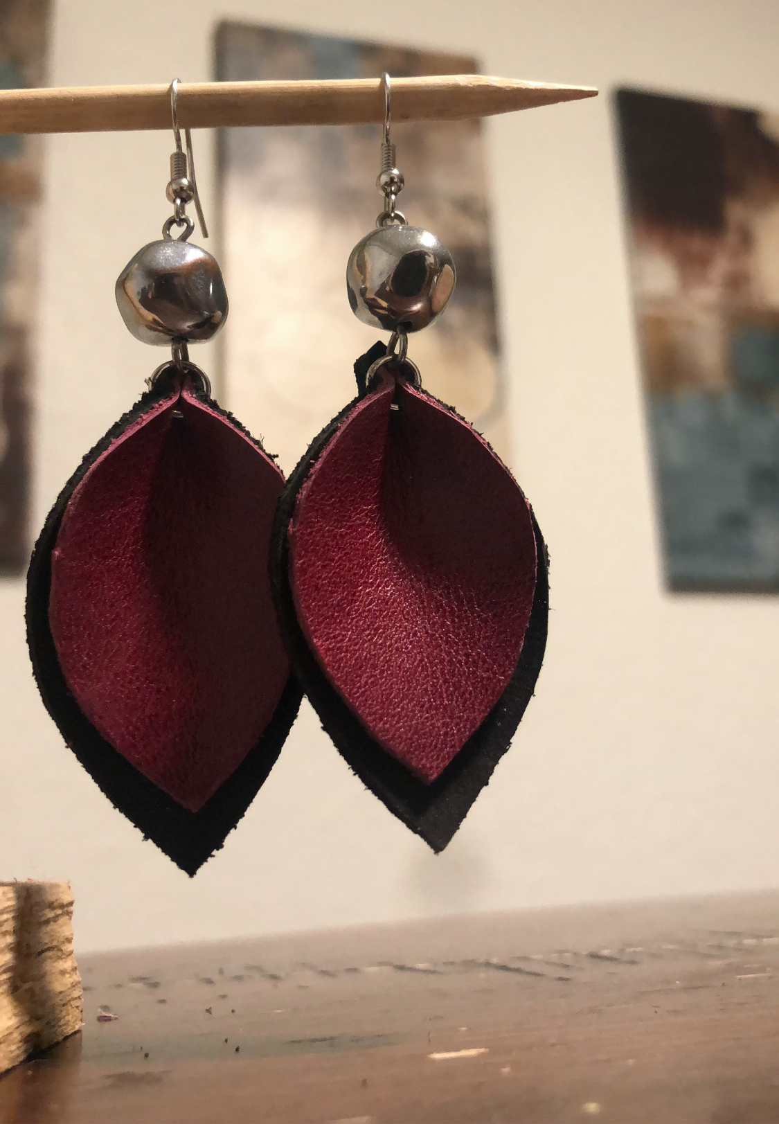Black/Red - Fancy Leafs
