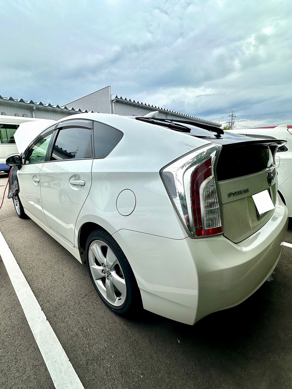 石川県-トヨタ プリウス・2ZR-FXE型 水素ガスカーボンクリーニング施工実施