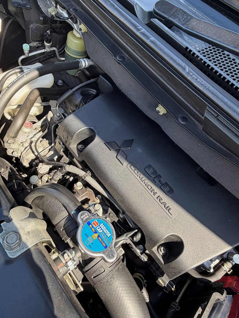 富山県 三菱-デリカD5・4N14型水素ガスカーボンクリーニング施工実施