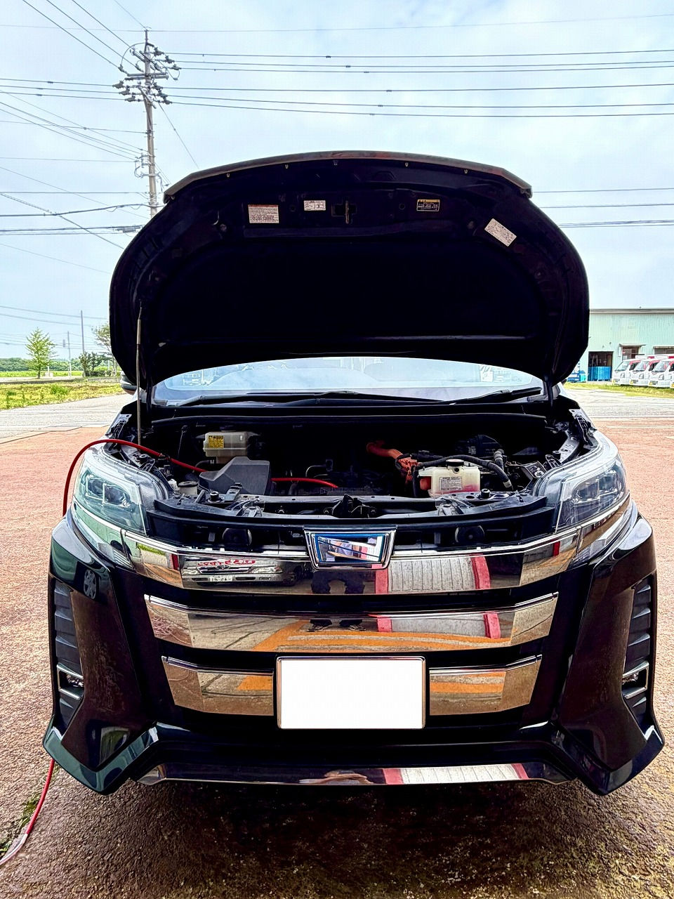 石川県-【ミスター タイヤマン様】トヨタ ノアハイブリッド・2ZR-FXE型 水素ガスカーボンクリーニング施工実施