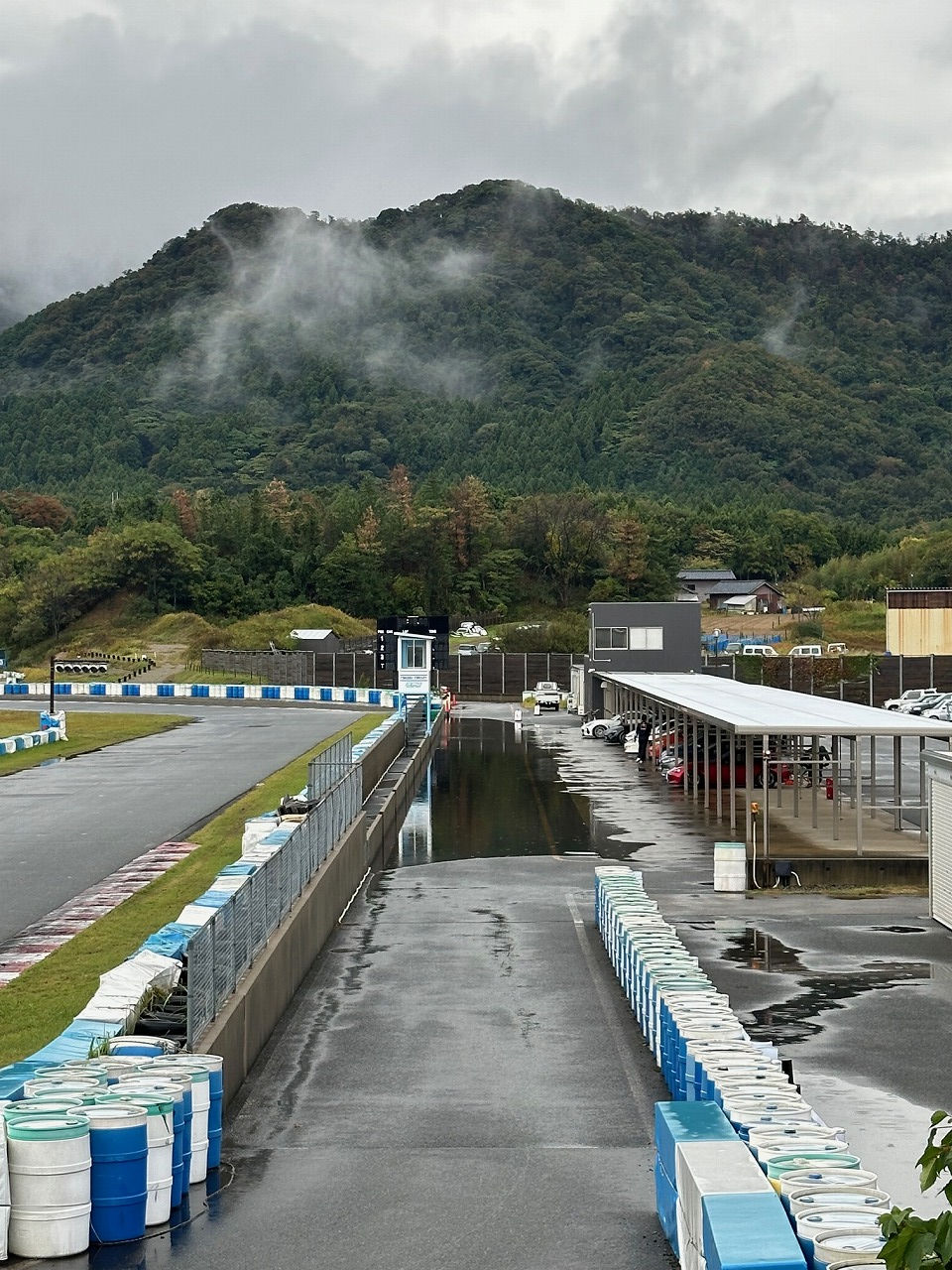 2024年11月2日(土曜日)福井県-タカスサーキット・エムスポーツ様主催走行会【山野哲也塾】に出店してきました