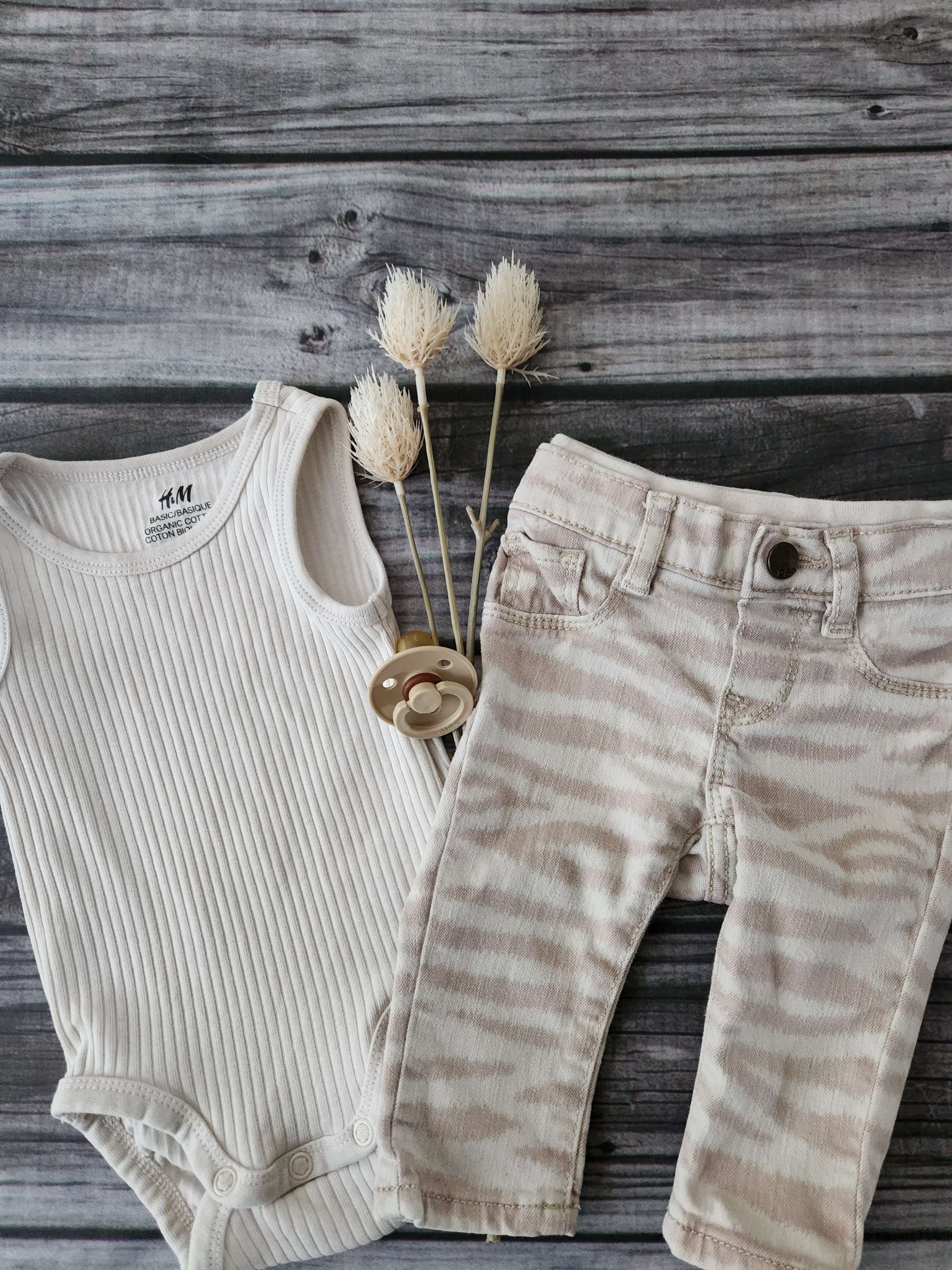 H&M Ribbed Bodysuit & Gap Tie Dye Jeans 3M-6M 