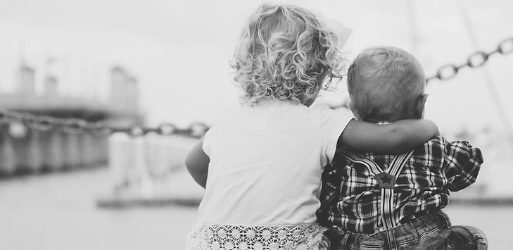 siblings-862967_1920.jpg