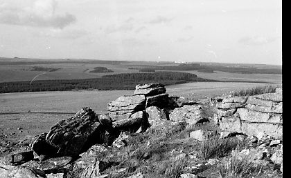 15 - Outcrop on tor .jpg