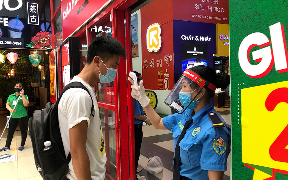 Tính an toàn trong ngành bán lẻ thực phẩm bối cảnh COVID-19