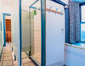 Shower room 1g (Large).jpg