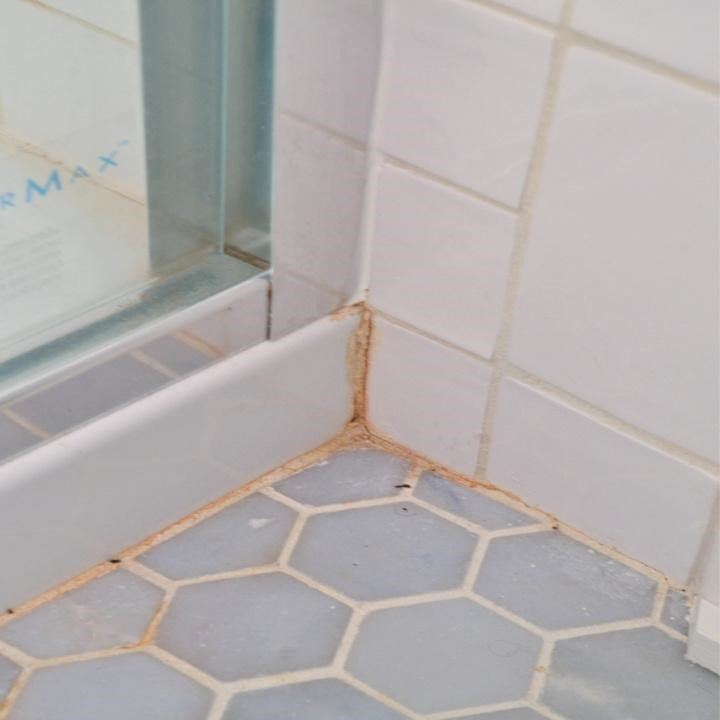 Why is My Grout Turning Pink!? The Cause and Solution to Discolored Grout