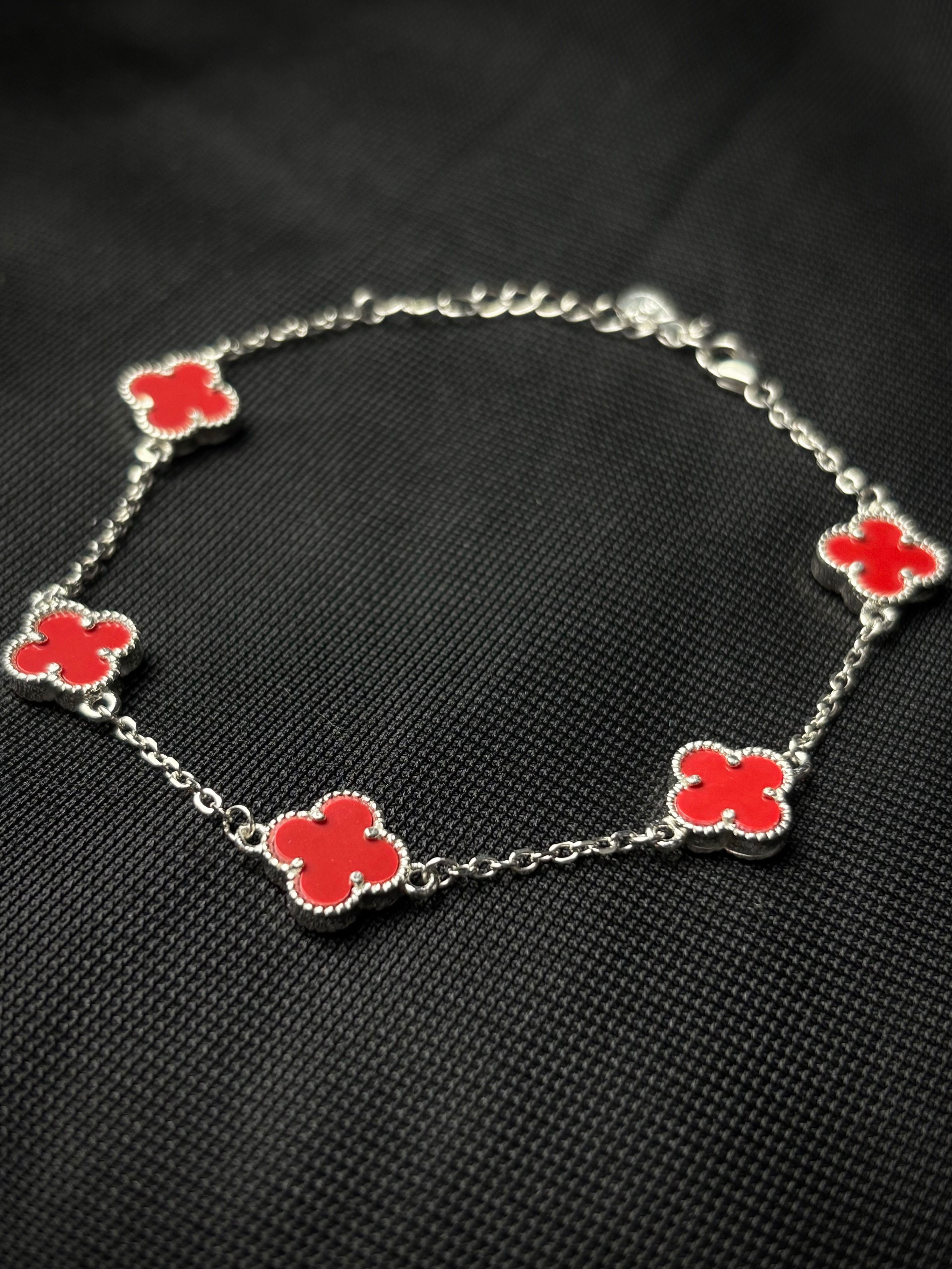 PULSO TREBOL ROJO AJUSTABLE 17-20CM 4.4GR / 17-20CM / PLATA