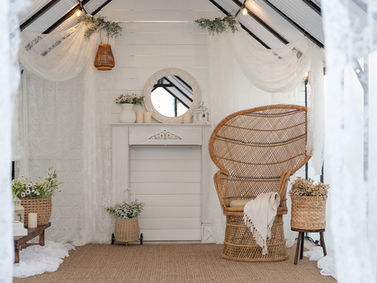 What to Wear for Your Greenhouse Session | Miami Lakes Photographer