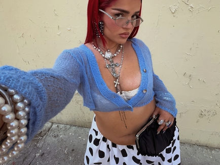 June's Icon- @JadeyBird