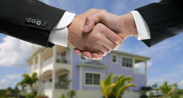 How to find the trusted real agency to buy or sell the property