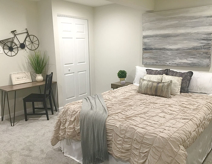 basement_bed_and_desk.jpg