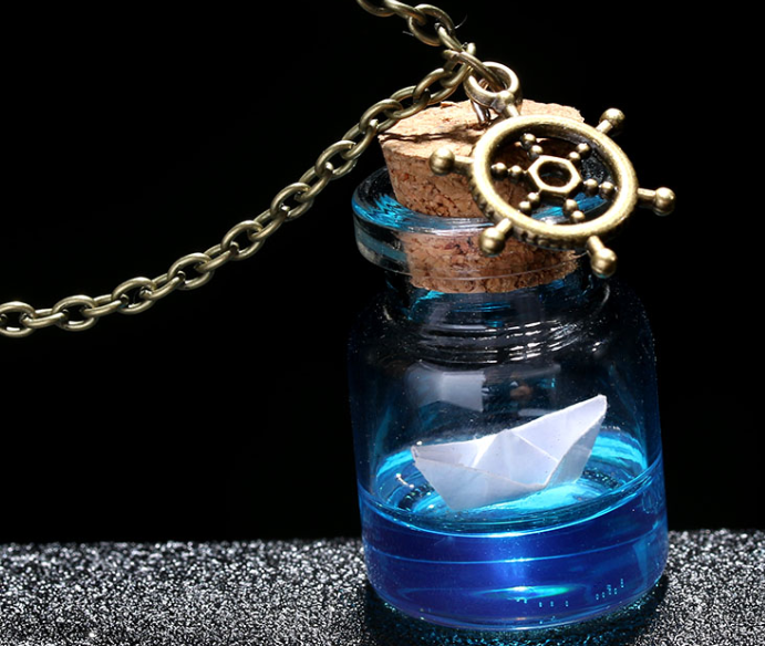 Collier bouteille océan