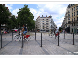 ליון - שלושה ימים מאושרים