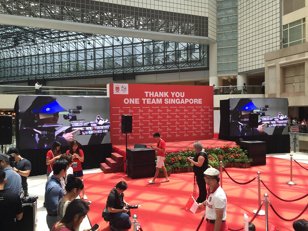 Emcee Singapore - Ainsley Chong, Joseph Schooling's Victory Parade 3