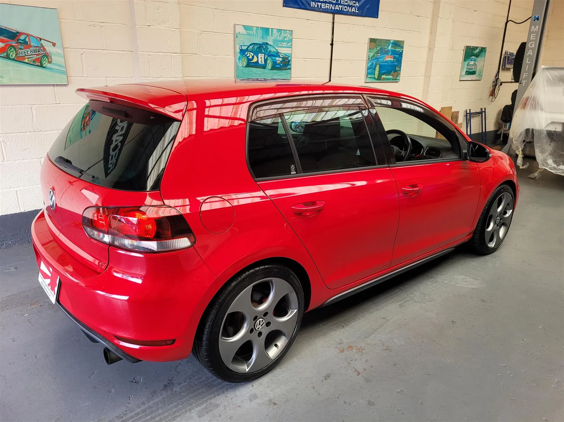 VW Golf GTIAdaptive Chassis Control GFS Cars