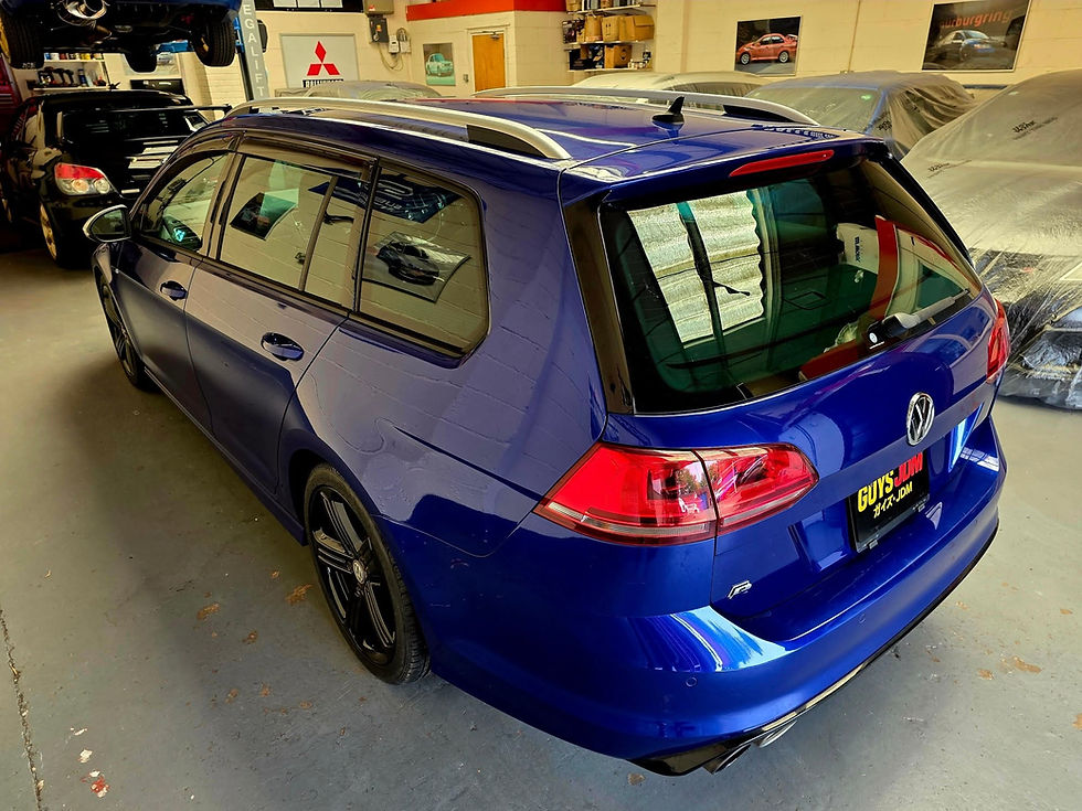 Thumbnail: VW Golf R DSG Estate 2015