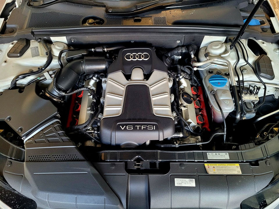 Thumbnail: Audi S4 Avant 3.0 TFSI V6 Quattro 2010