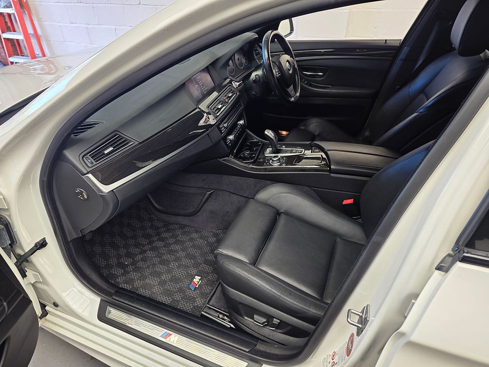 Thumbnail: BMW 523i 2011 Saloon M Sport Fresh Import JDM